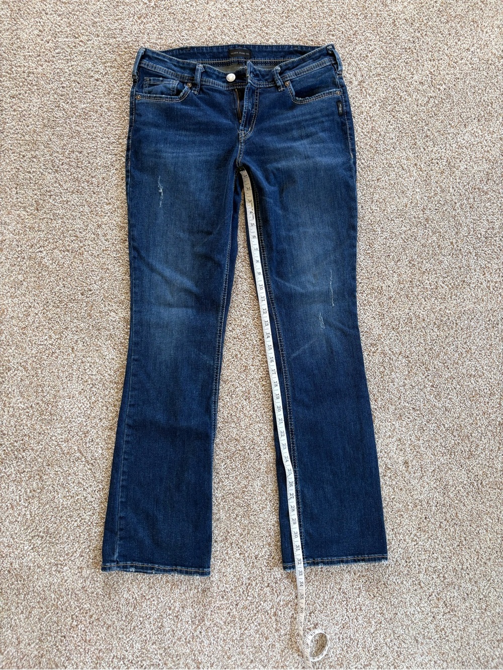 Women’s Silver Elyse Jeans. 30 W 33 L